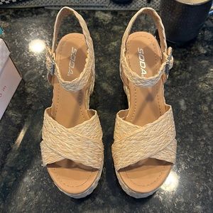 Espadrille heels